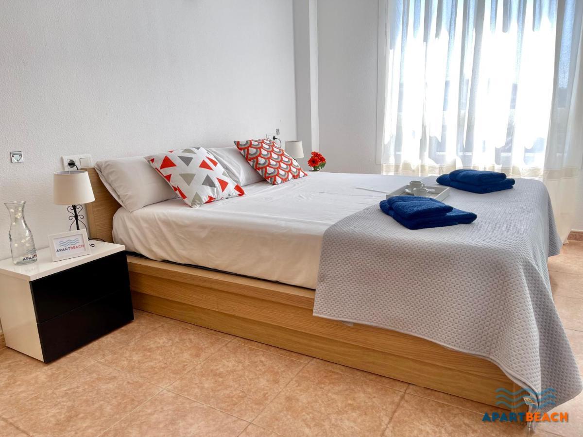 Apartbeach Los Juncos Residencial Piscinas Y Petanca Ла-Пинеда Экстерьер фото
