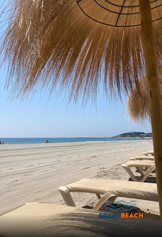 Apartbeach Los Juncos Residencial Piscinas Y Petanca Ла-Пинеда Экстерьер фото